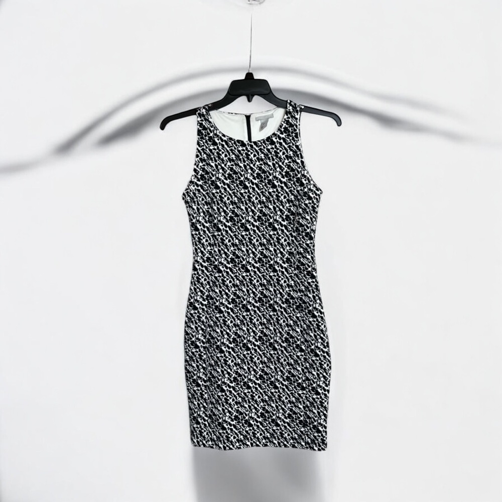 H&M Sleeveless Black & White Dress Back Hidden Zip
